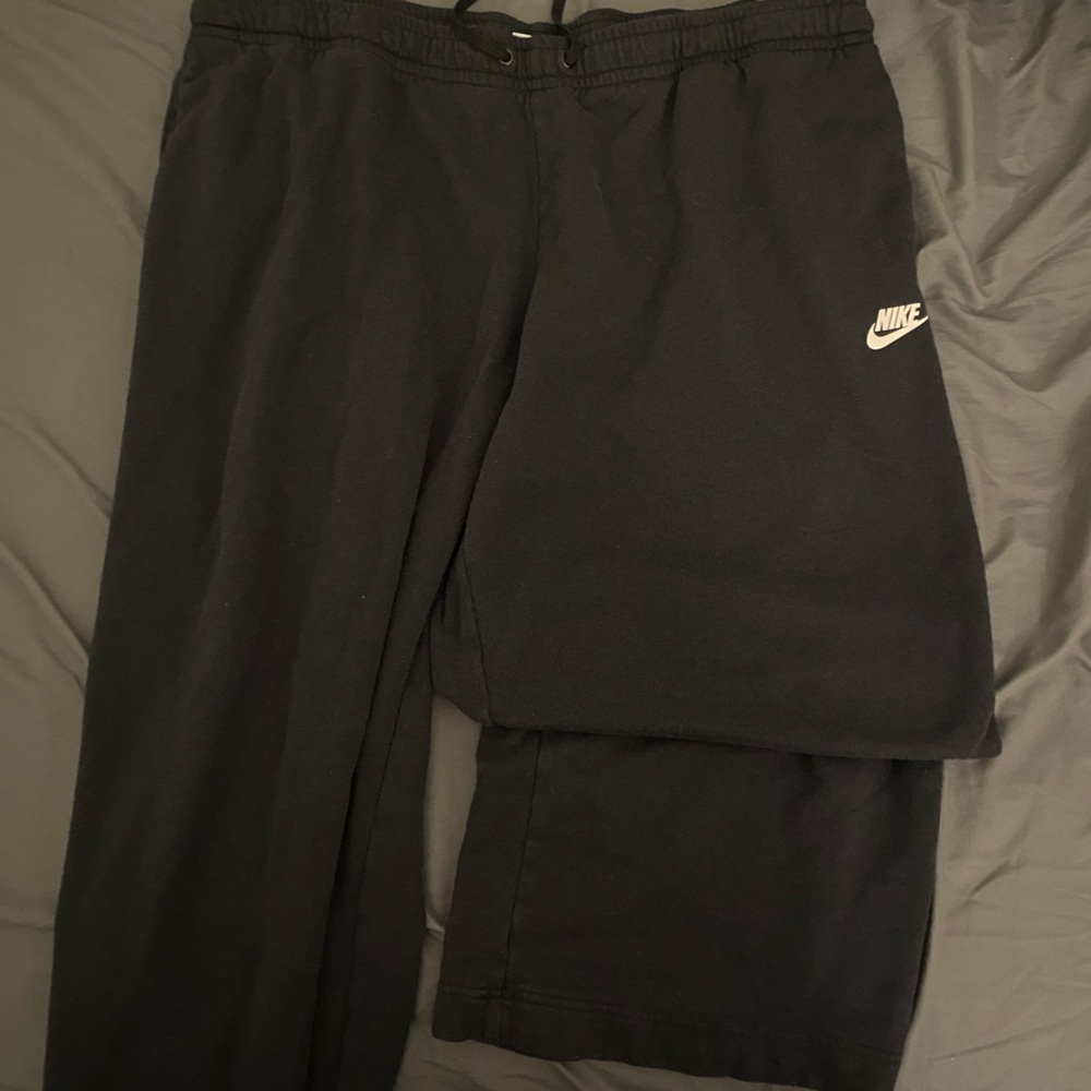 Nike Women’s sweatpants